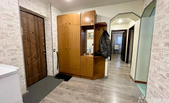 Продажа 3-комн квартиры на вторичном рынке улица Маршала Полубоярова,  д. 14