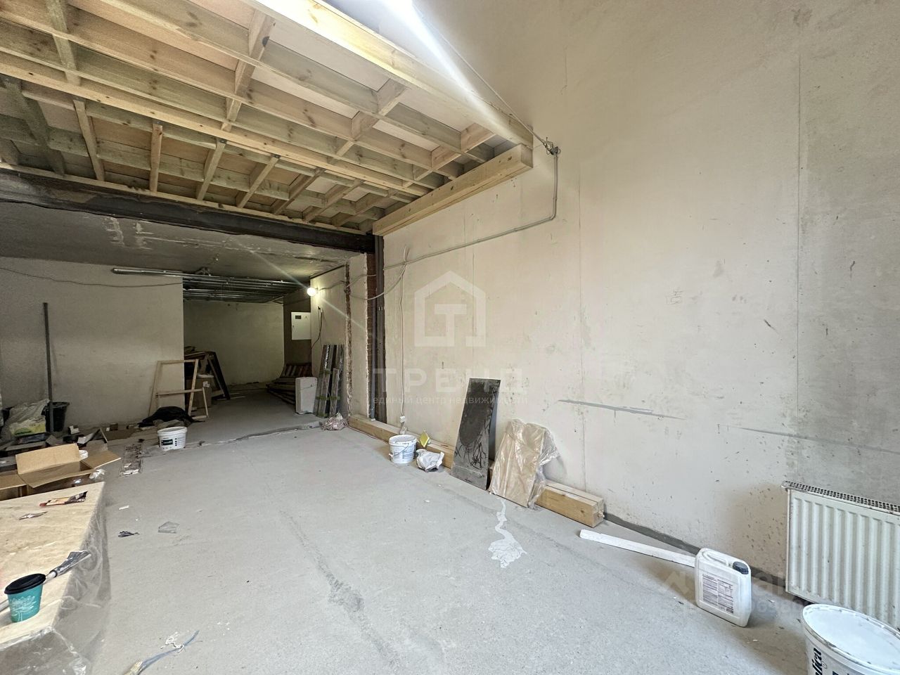 Продажа 3-комн квартиры на вторичном рынке Большая Озерная улица, 77