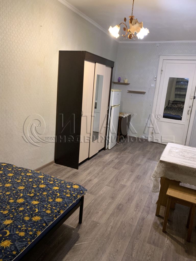 Продажа 4-комн квартиры на вторичном рынке Мытнинский пер., д. 5, лит. А