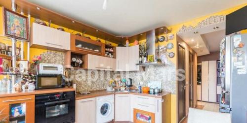 3-комн квартира ул Дмитриевского,  д. 11