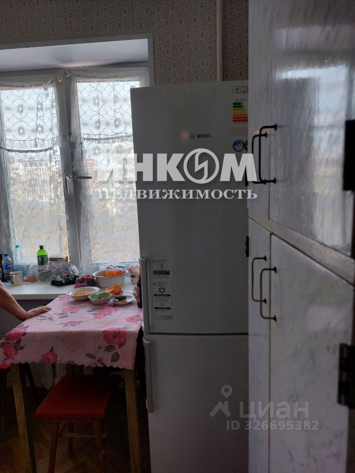 Продажа 1-комн квартиры на вторичном рынке Новоалексеевская улица, 1