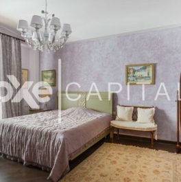 Продажа 4-комн квартиры на вторичном рынке Рублевское ш,  д. 11