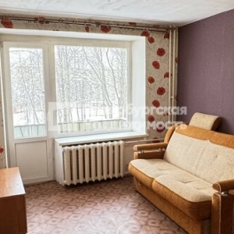 Продажа 2-комн квартиры на вторичном рынке Кириши, ул Пионерская,  д. 13