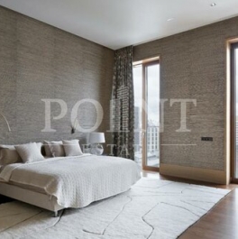 Продажа 6-комн квартиры на вторичном рынке Усачёва улица,  д. 11И