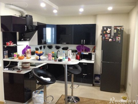 Продажа 2-комн квартиры на вторичном рынке Апрелевка, Цветочная аллея,  д. 9