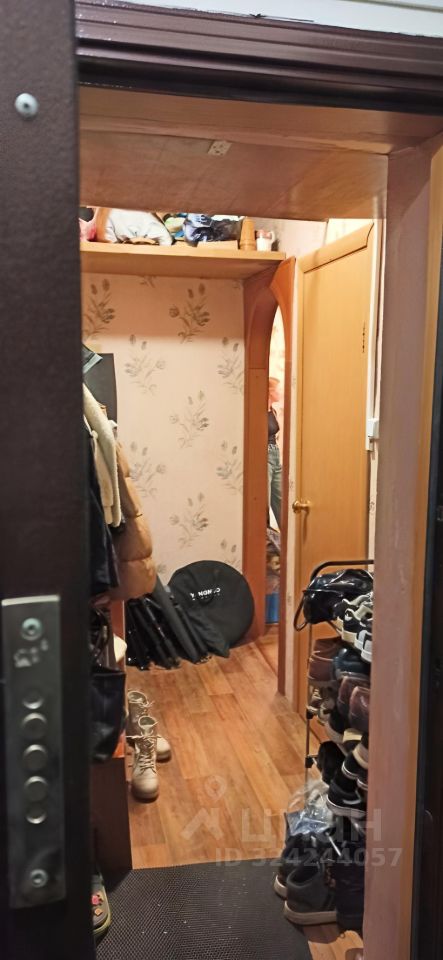 Продажа 1-комн квартиры на вторичном рынке Новопоселковая улица, 15