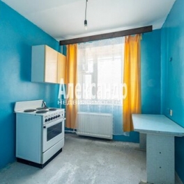 Продажа 1-комн квартиры на вторичном рынке Северный пр-кт,  д. 93,  к. В