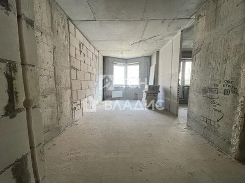 Продажа 1-комн квартиры на вторичном рынке Свердловский, Молодёжная улица,  д. 1
