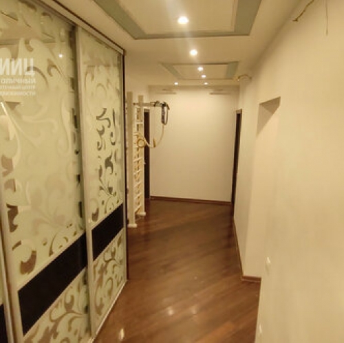 4-комн квартира Королев г, Ленина ул,  д. 25А