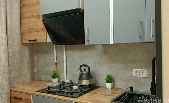 Продажа 2-комн квартиры на вторичном рынке Центральный, ул Коломийца,  д. 6