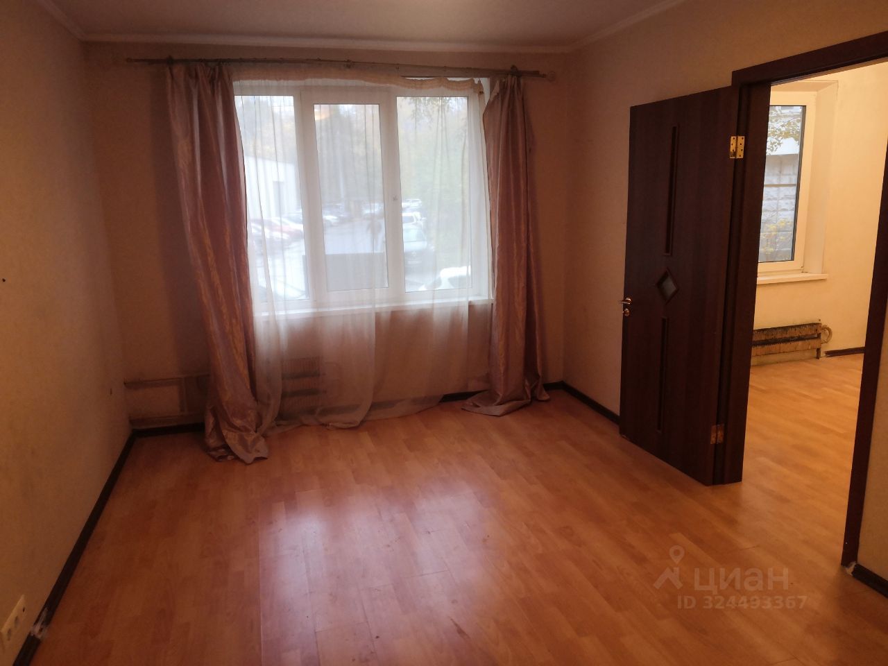 Продажа 3-комн квартиры на вторичном рынке проезд Шокальского, 19