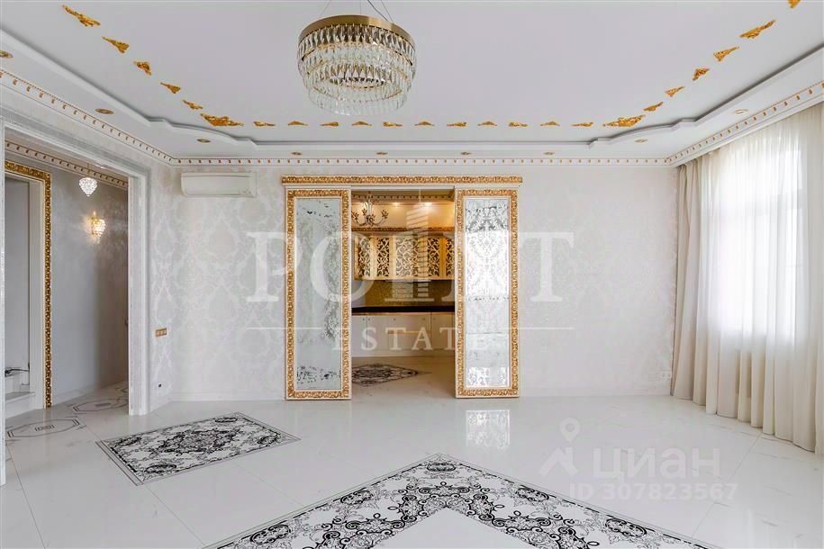 Продажа 4-комн квартиры на вторичном рынке Староволынская улица, 12к3