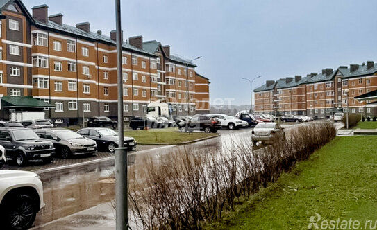 Продажа 2-комн квартиры на вторичном рынке Светлый бульвар,  д. 1 к1