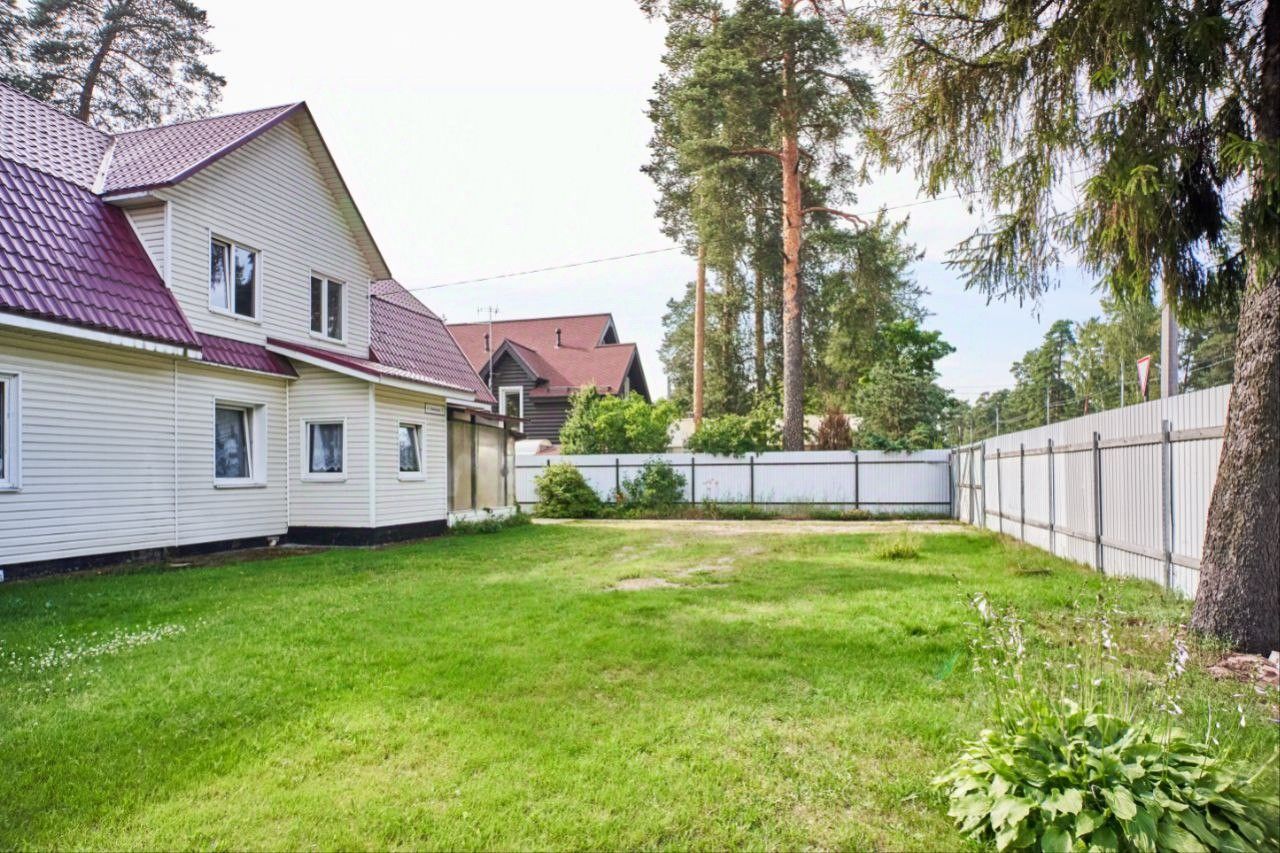 Продажа дома пос. Песочный, Ленинградская улица, 15