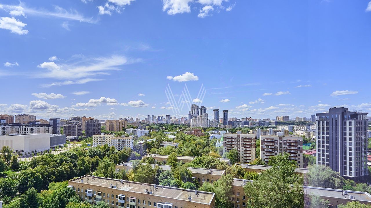 Продажа 3-комн квартиры на вторичном рынке Мосфильмовская улица, 8