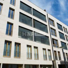 Продажа 4-комн квартиры на вторичном рынке улица Льва Толстого,  д. 23 к1