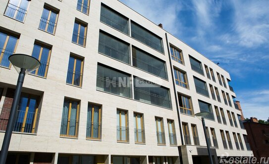 Продажа 4-комн квартиры на вторичном рынке улица Льва Толстого,  д. 23 к1