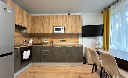 Продажа 2-комн квартиры на вторичном рынке Сестрорецк г, Таможенная дорога,  д. 11,  к. 1 стр 1