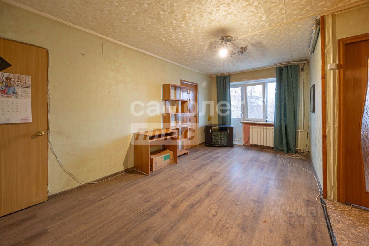 Продажа 2-комн квартиры на вторичном рынке Подольск, Февральская улица, 42/24
