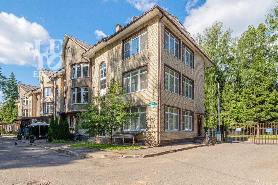 Продажа офиса Поведники, ул Рябиновая,  д. 19