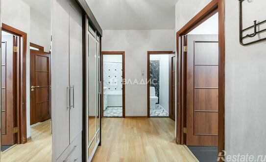 Продажа 2-комн квартиры на вторичном рынке улица Маршала Тухачевского