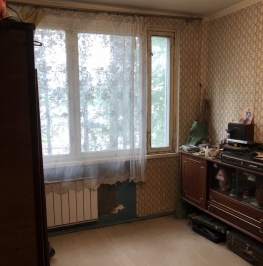 Продажа 4-комн квартиры на вторичном рынке Байконурская ул. ,  д. 15