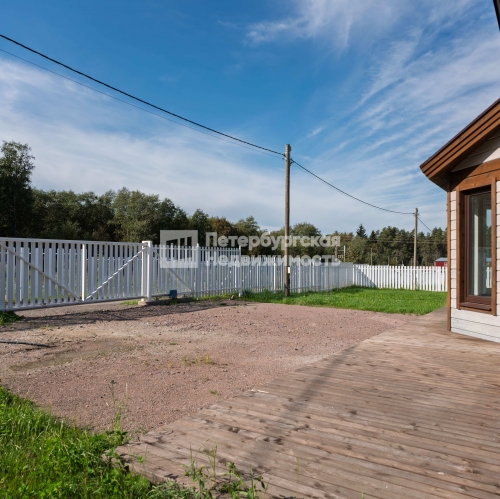 Коттедж/дом деревня Светлое, деревня Светлое, ул Веселая