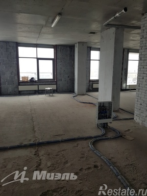 Продажа 4-комн квартиры на вторичном рынке Советской Армии ул,  д. 6