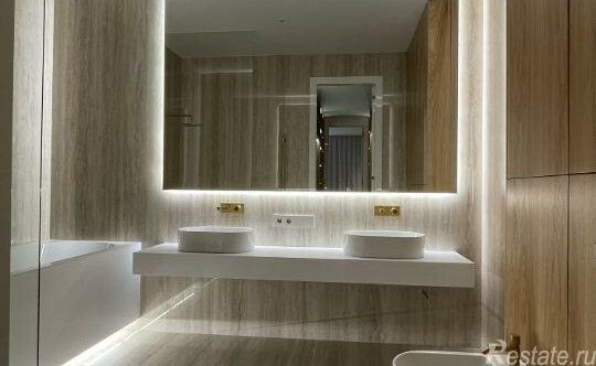 Продажа 5-комн квартиры на вторичном рынке Болотная улица