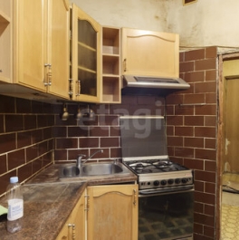 Продажа 2-комн квартиры на вторичном рынке переулок Пирогова,  д. 12