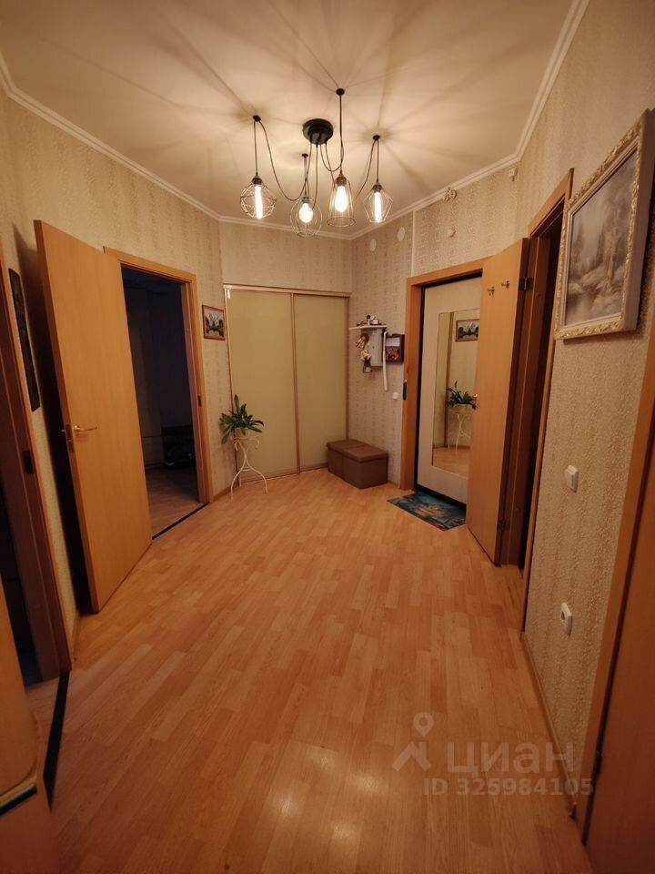 Продажа 2-комн квартиры на вторичном рынке Мурино г, Лаврики (шоссе) ул,  д. 83
