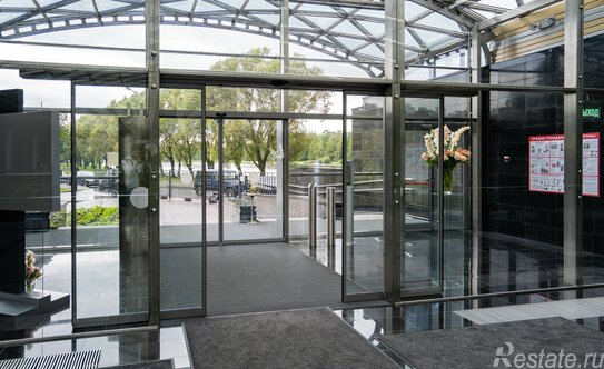 Продажа 3-комн квартиры на вторичном рынке Константиновский пр-кт,  д. 23