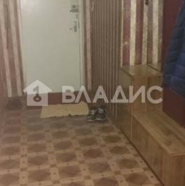 Продажа 2-комн квартиры на вторичном рынке Дыбенко ул,  д. 11,  к. 2