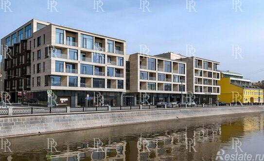 Продажа 4-комн квартиры на вторичном рынке улица Пырьева,  д. 2