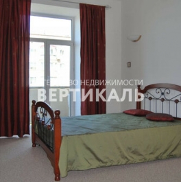 Аренда 2-комн квартиры на вторичном рынке Пироговская Б. ул,  д. 53