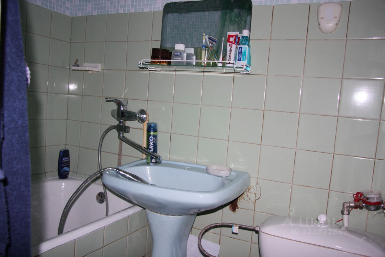 Продажа 2-комн квартиры на вторичном рынке улица Летчика Бабушкина, 18