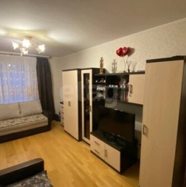 Продажа 2-комн квартиры на вторичном рынке улица Лескова,  д. 10