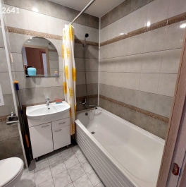 Аренда 1-комн квартиры на вторичном рынке Весенняя улица,  д. 5