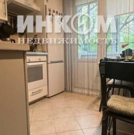 Продажа 2-комн квартиры на вторичном рынке Дегунинская улица,  д. 6