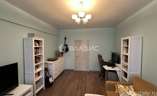 Продажа 2-комн квартиры на вторичном рынке Бронницкий пер,  д. 2