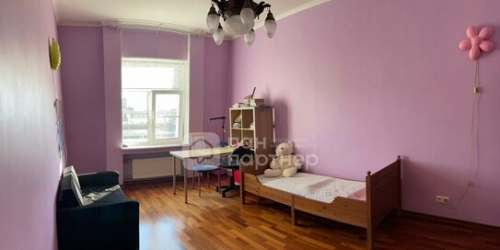3-комн квартира Разночинная Б. ул,  д. 11