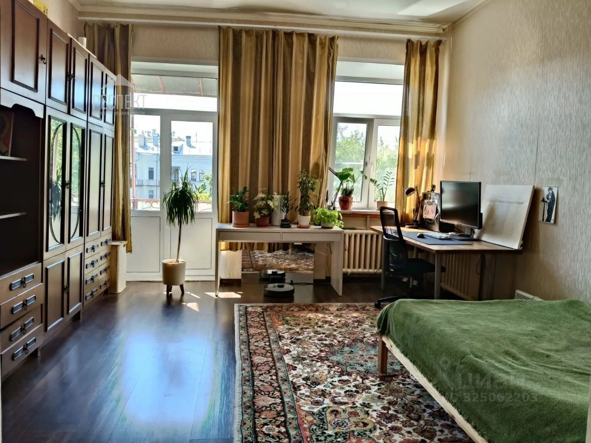 Продажа 3-комн квартиры на вторичном рынке Велозаводская улица, 9
