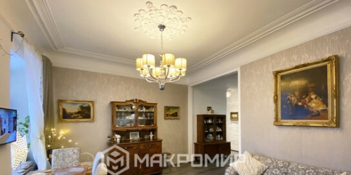 3-комн квартира пер Нестерова,  д. 9