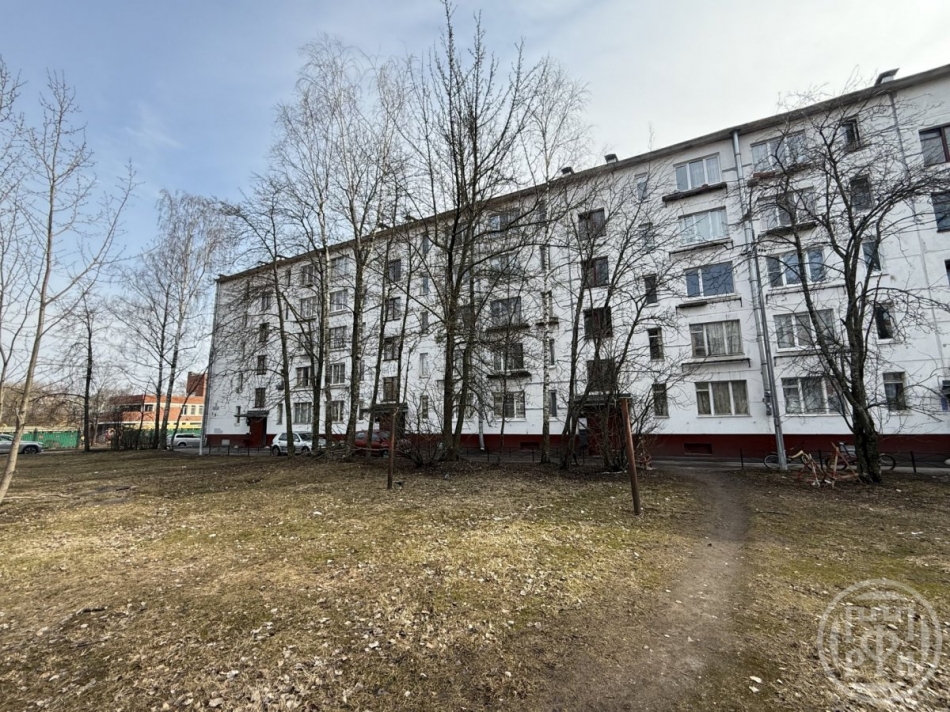 Продажа комнаты Ломоносов г., Красного Флота ул. ,  д. 30