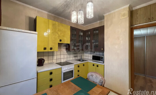 Продажа 2-комн квартиры на вторичном рынке улица Корнейчука,  д. 32