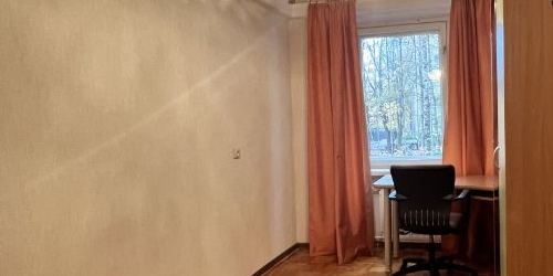 4-комн квартира Долгоозерная улица, 10