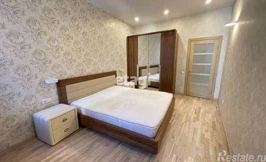 Аренда 3-комн квартиры на вторичном рынке Зеленина Б. ул,  д. 6