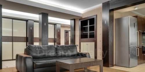 2-комн квартира ул Зоологическая,  д. 4