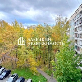 Продажа 3-комн квартиры на вторичном рынке Светлановский пр-кт,  д. 77