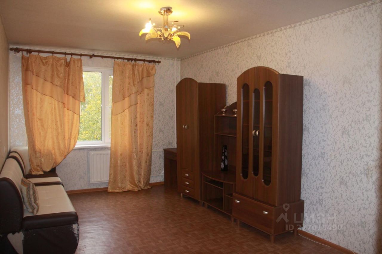 Продажа 2-комн квартиры на вторичном рынке пос. Романовка, 7